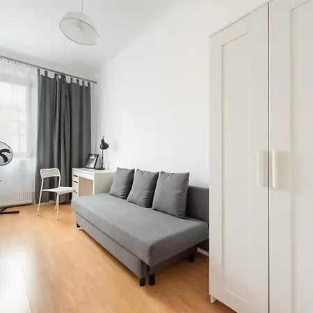 Apartment Old Town 5-bedroom *
